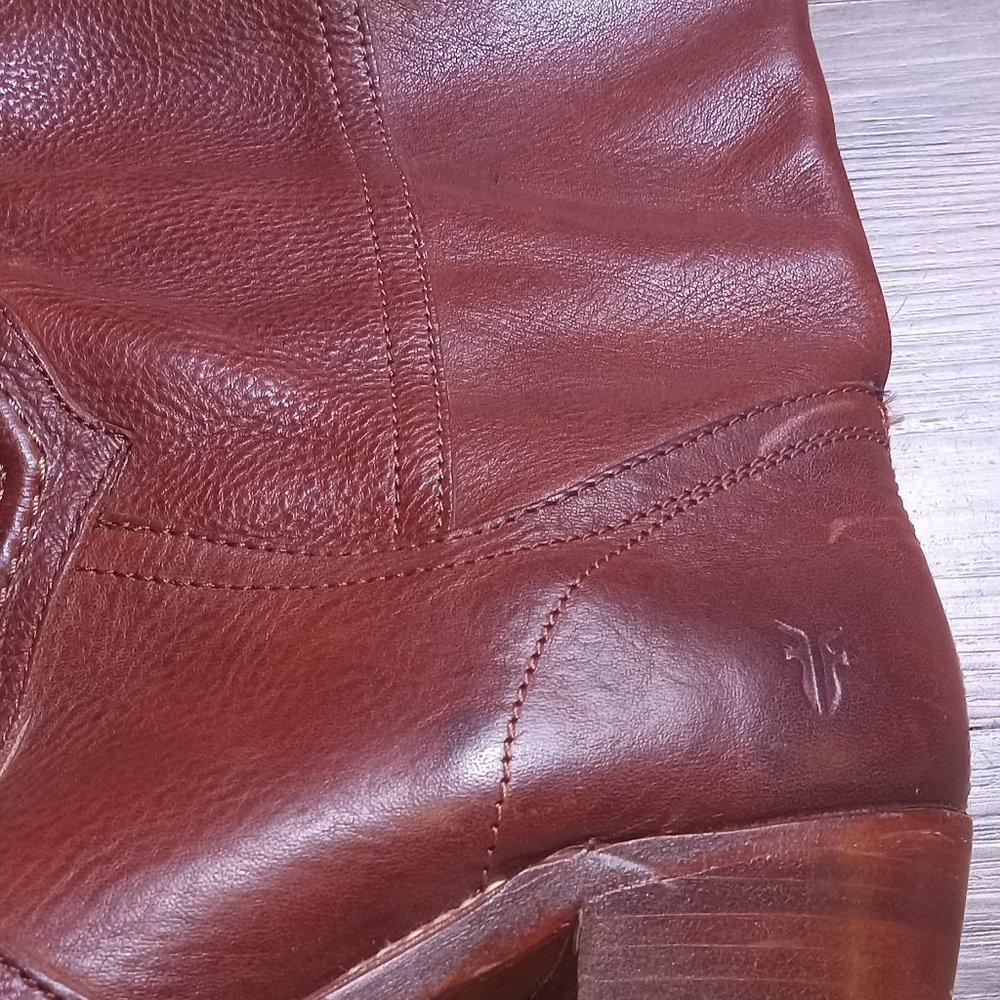 Frye Boot 9B - Picture 2 of 3